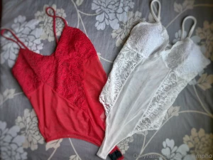 Hello love i have bought these 2 clothes to take photos i need your