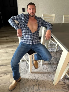 I m pretty good at bad decisions do you want to make a bad decision