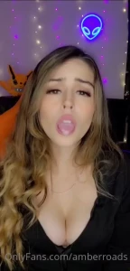 Are you into drippy ahegao faces