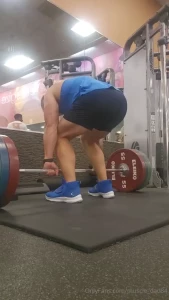 345lbs x 3 weight felt easy but my grip failed but now i know what