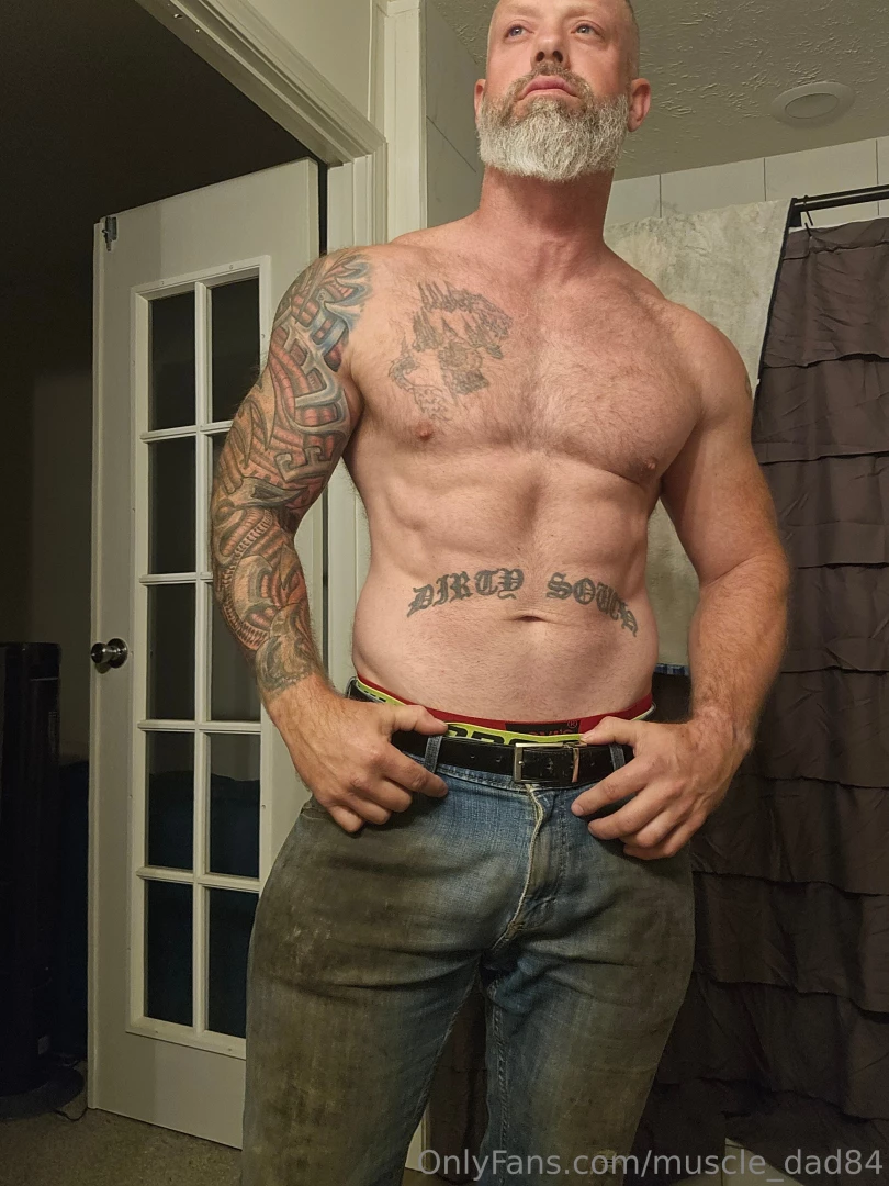 Work mode who needs a good handy man 