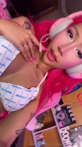 Petite gamer girl wanna be naughty