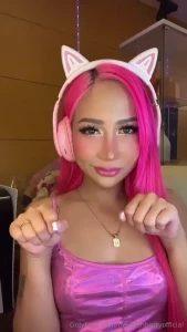 Do you know the word kawaii its mean cute in japanese am i kawaii girl