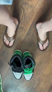 Out of the sneaker and straight into flip flops you like em nice and