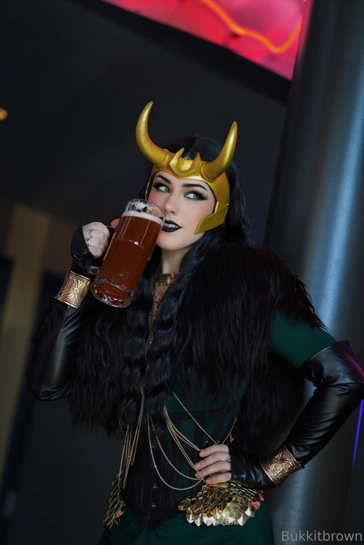 Lady loki my wig was killing meeee after shooting this commercial part 1 