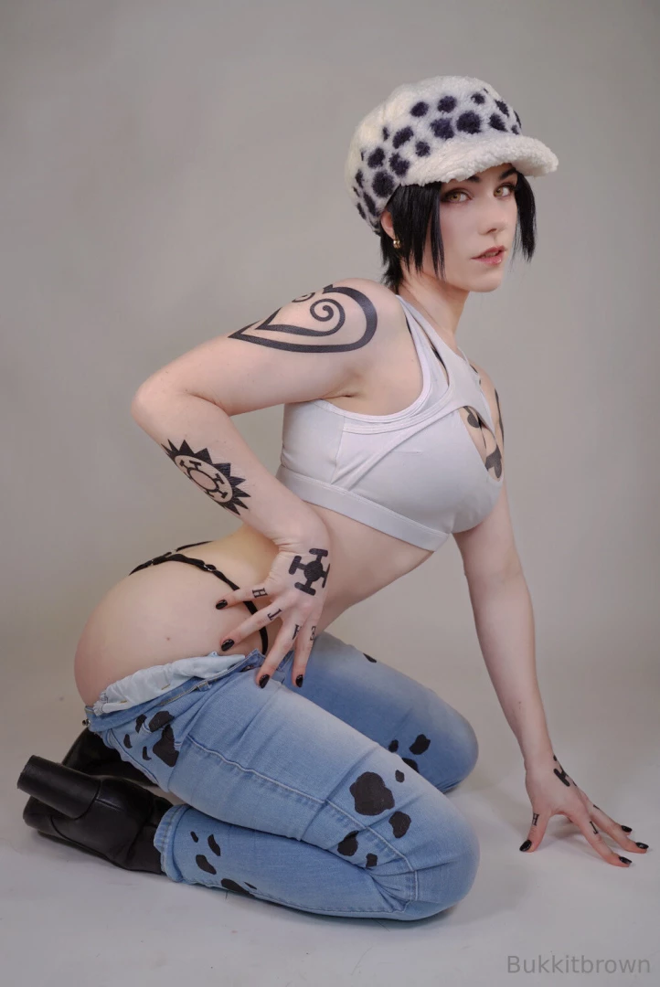 Part 1 trafalagar law but with curves do not buy if seen on patreon i 