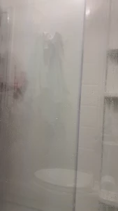 harlotquinn - Lil shower fun during friendsgiving weekend w my besties 