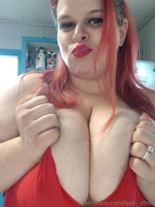 Some asmr oral fixation for ya with some titties of course hehe