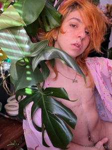 Would freckles suit me thought this was soooo cute part 8