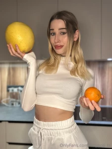 Fruit salad or smoothie that s the question i m in the mood for
