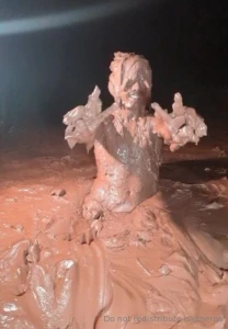 Photo shoot from the construction mud clay goop im surprised i never part 9