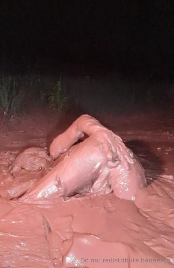 Photo shoot from the construction mud clay goop im surprised i never part 5 