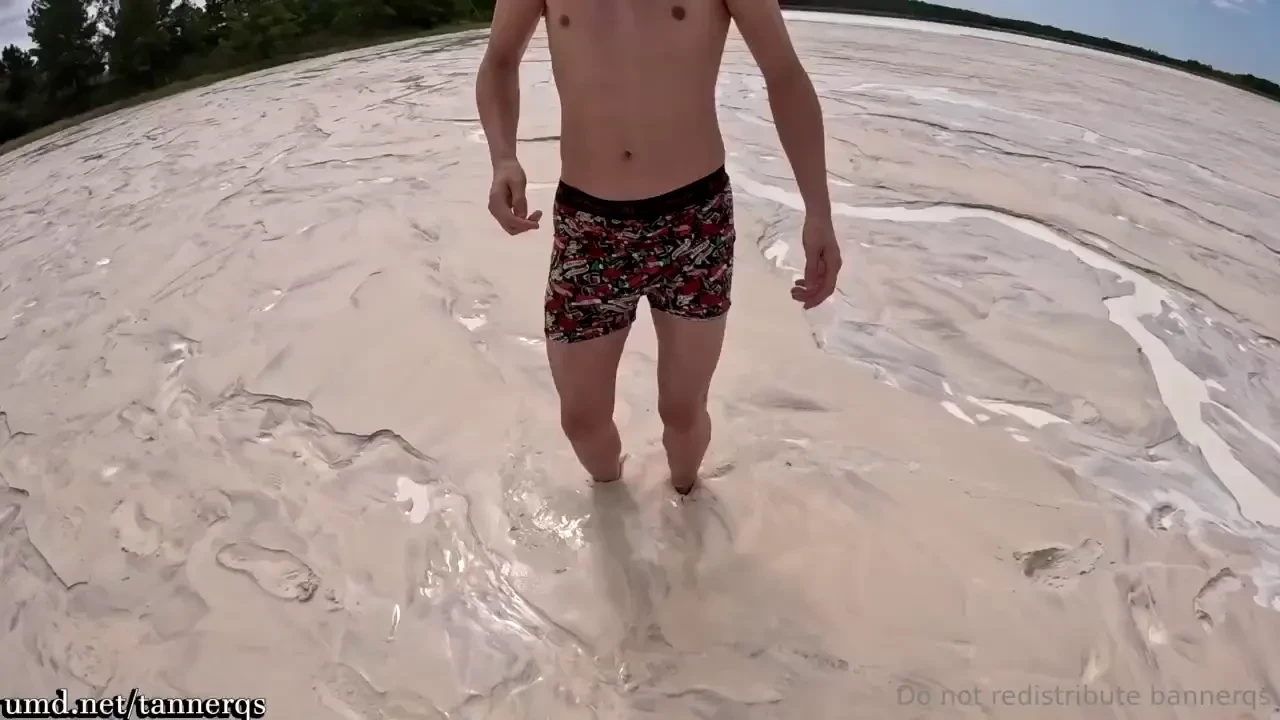 Pov you explore white mud with tanner 