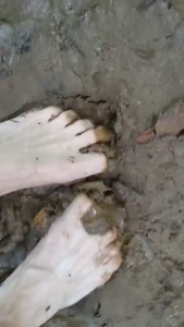 Muddy feet video d i know someone likes feet here a
