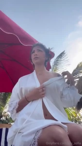__masturbating until cum__ risky vibe on a chair on the beach i tease
