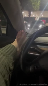 Cum with me while i wait for the tessy to charge