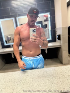 I made my vip exclusive page free for the next 24 hours https onlyfans