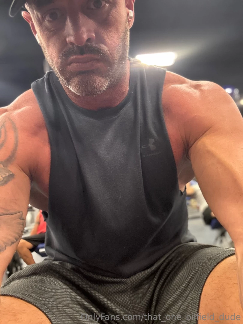 Pumped and ready to get my balls drained who s down 