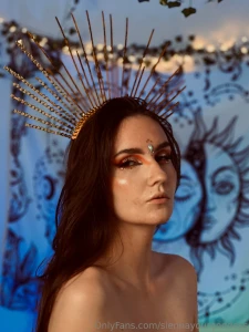 Kneel down - queen of the sun is in front of you part 1