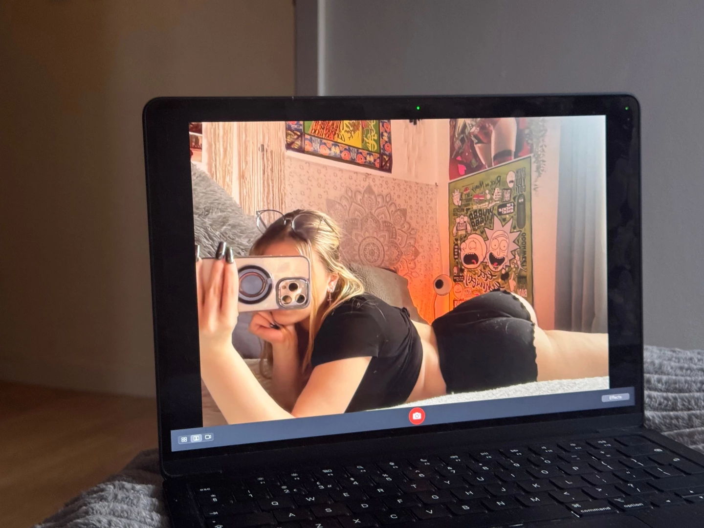 What s your favourite thing abt watching my streams 