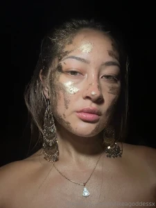 Radiance wrapped in elegance the sun envies her glow