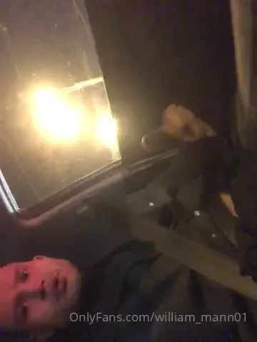 Driving while i m horny omg want to jerk off on the car and cum on my 