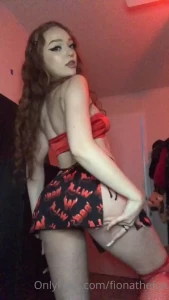 Sexy lil succubus dancing twerking and stripping for your pleasure