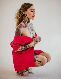 Santa never brought you a ps5 me and horny_barbie are much better