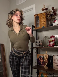 Christmasssss head over to my main booogierae to see more of me being