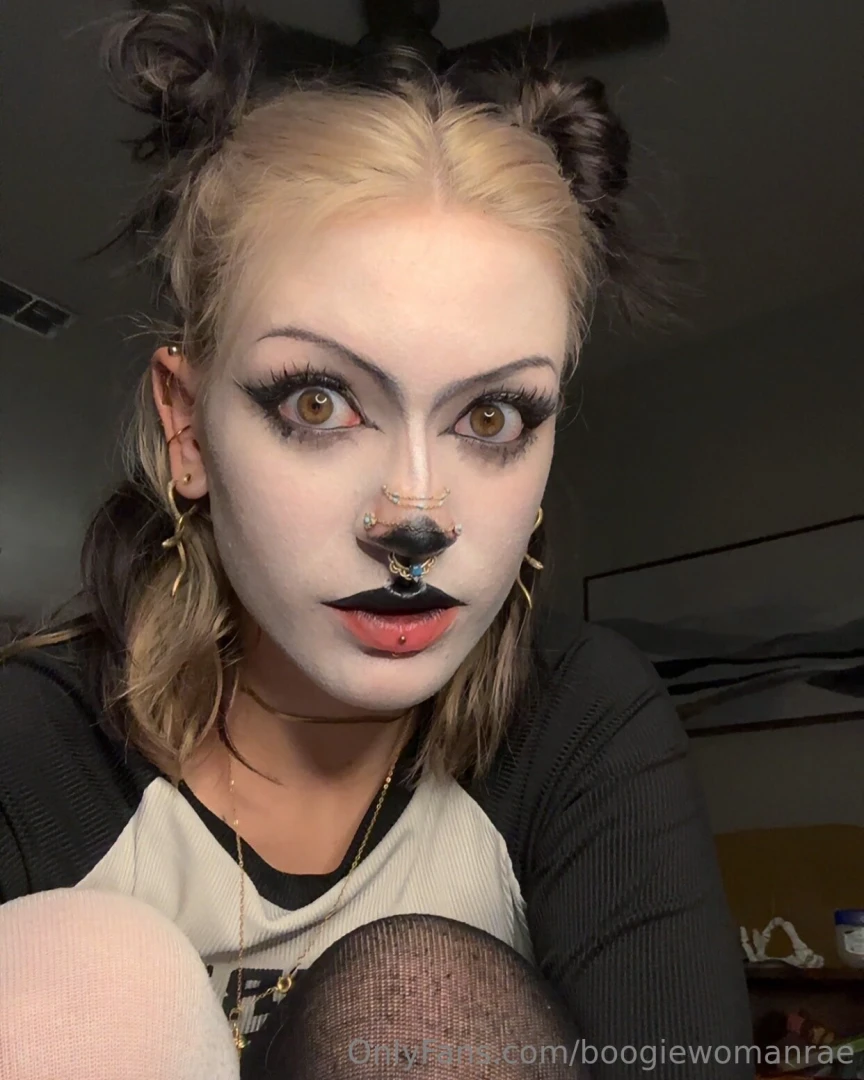 Loving my new foxtail plug that i was gifted had to get good use out part 1 