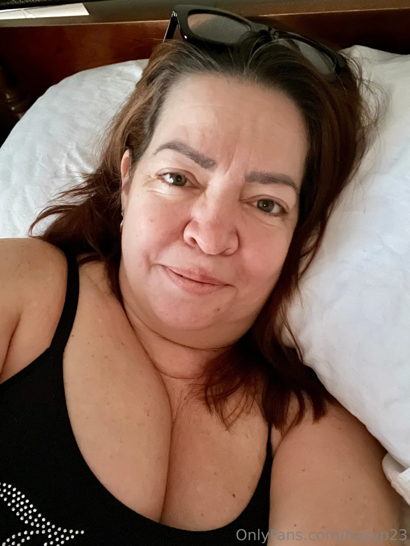 Good morning honey bears i slept soooo good last night after cumming 