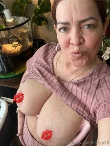 Cuteness new content coming in soon who wants to see me try and take a