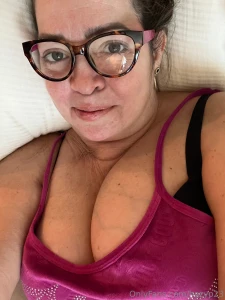 I hope y all are having a great holiday season i m going to be back