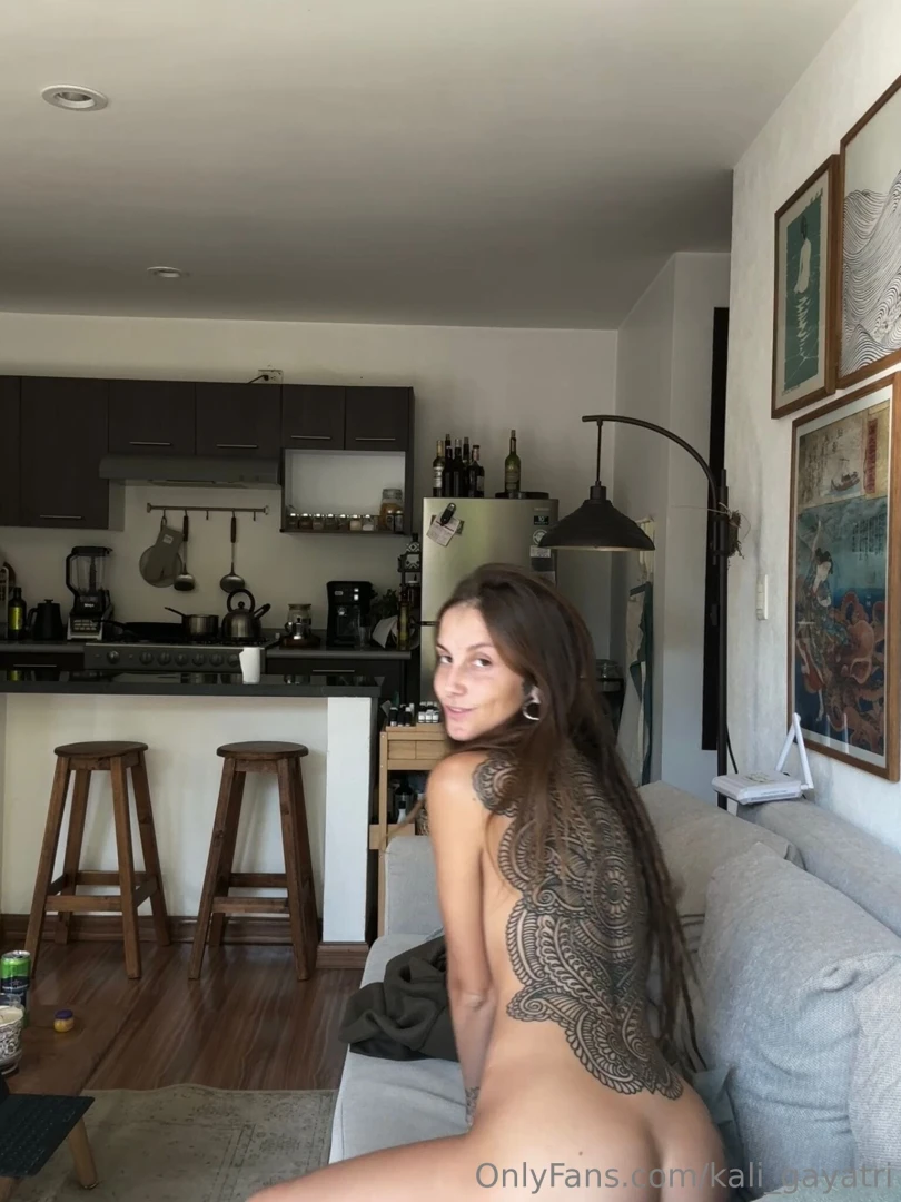 Creo que nunca he hecho una encuesta de estas qu postura prefer s i part 1 