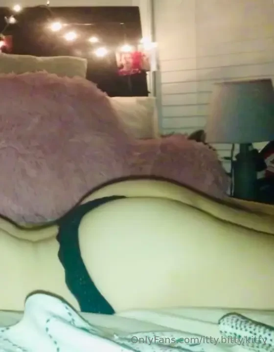 Itty-bitty-kitty part 1 