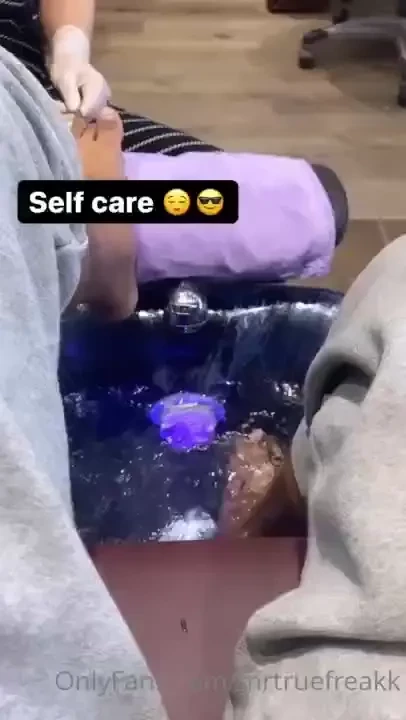 Anybody want any foot content must be payment ready 