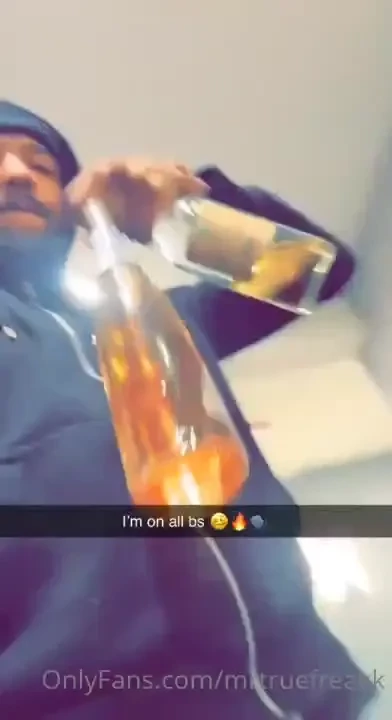 I m on all bs wanna custom dm me amp be ready btw add my snap amp if 