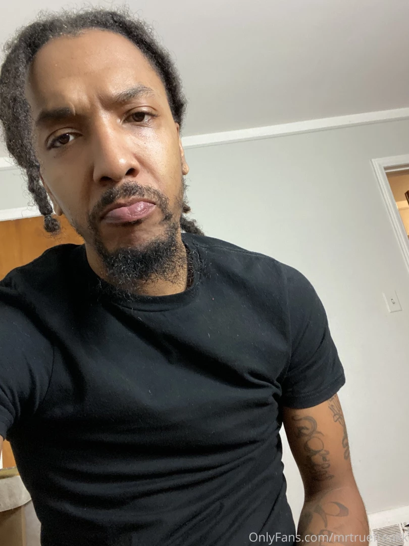 Suppose to been getting ready but my dick was hanging out my draws so 