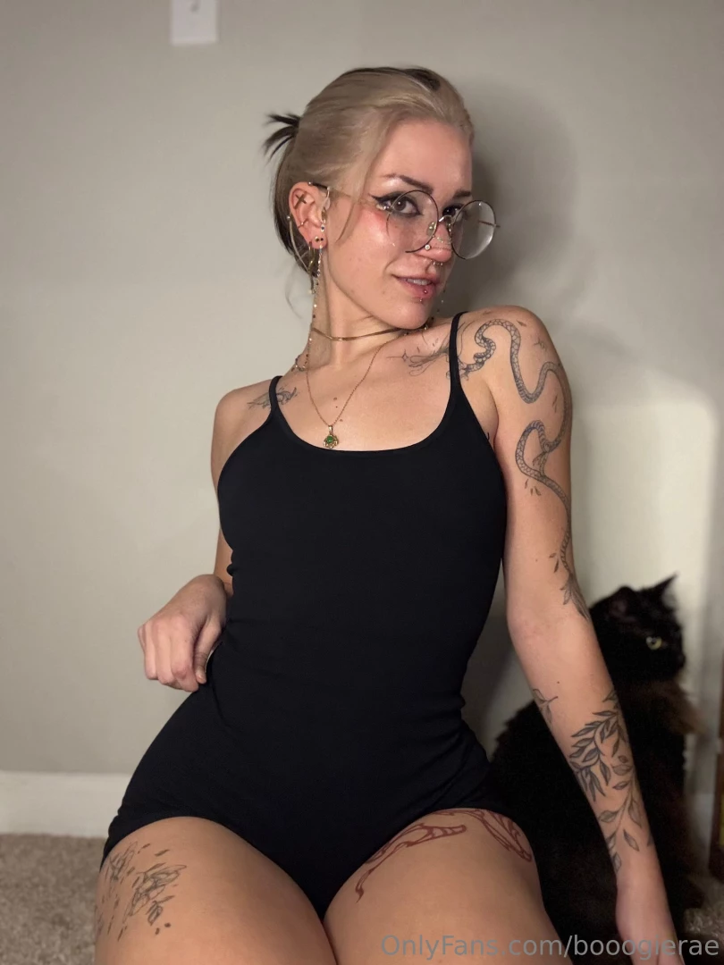 Happy sunday i have some exciting new videos coming for everyone 