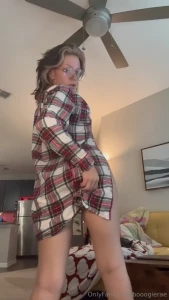 Strip tease from the front or the back take a look in your messages to