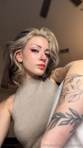 Goooood evening everyone i hope you all had a wonderful sunday excited part 4