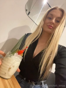 The sun today is finally and i decided to go to the cafeteria for