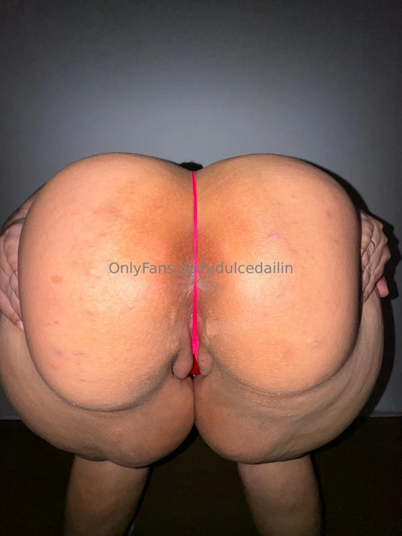 Move the thong and eat my asshole 