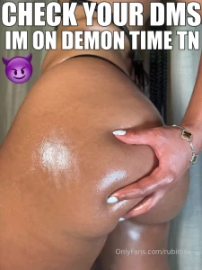 rubirose - Check what i sent you boo im on demon time tonight and im fr tryna 