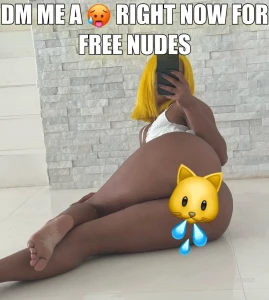 Dm me a for free nudes im sending all of my craziest nudes to send to