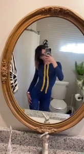 I made my own cosplay outfit for comic con yesterday it was a ton of