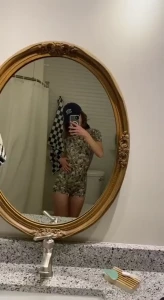 Wore my new bodysuit to the mall for the first time ever yesterday