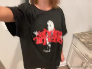 Yes i really wore this out yesterday just a t shirt long socks and part 3