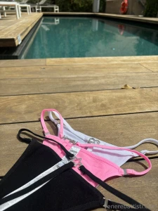 Il sole scotta ma non quanto me quando tolgo le mutandine