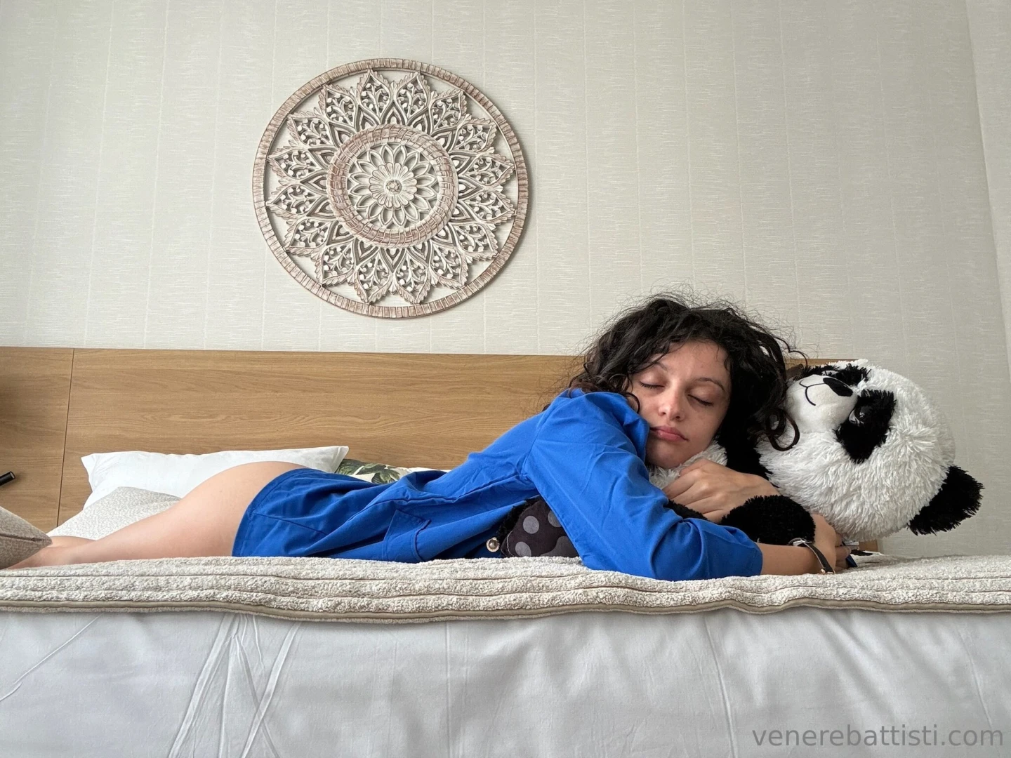 Domenica coccole pigrizia e qualche sorpresa sotto le coperte 